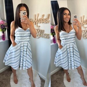 Trixxi Flirty white and blue striped Cotton style pocket dress size Large